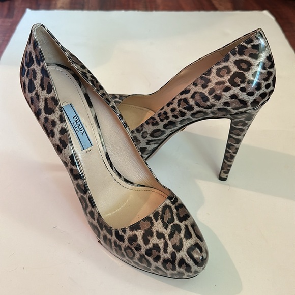 Prada Leopard heels! - Picture 3 of 9